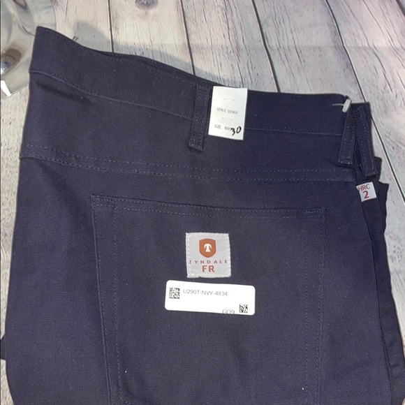 Tyndale Fire Resistant Men's Black Cargo Pants New! 48x30 - Picture 6 of 6